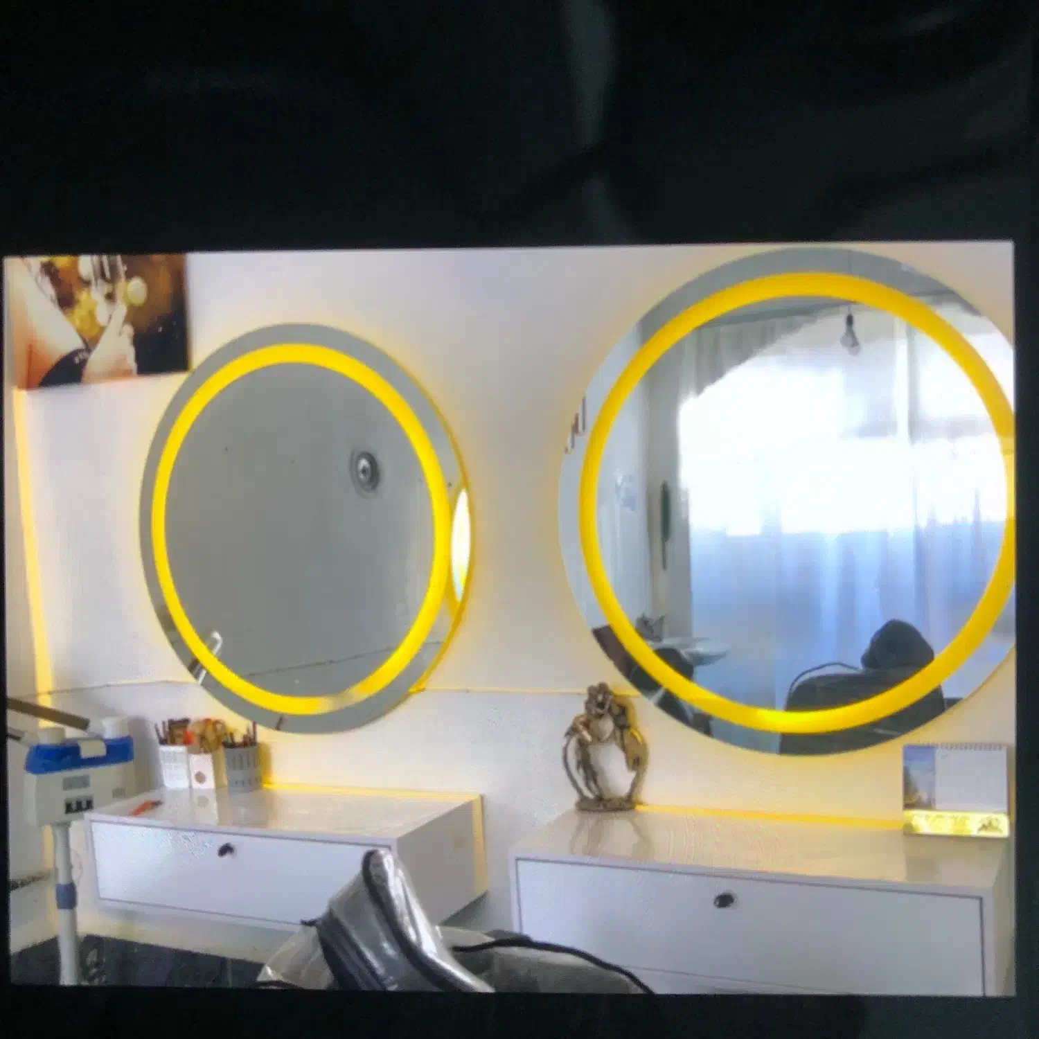 ارایشگاه|آرایشگاه و سالن‌های زیبایی|نقده, |دیوار