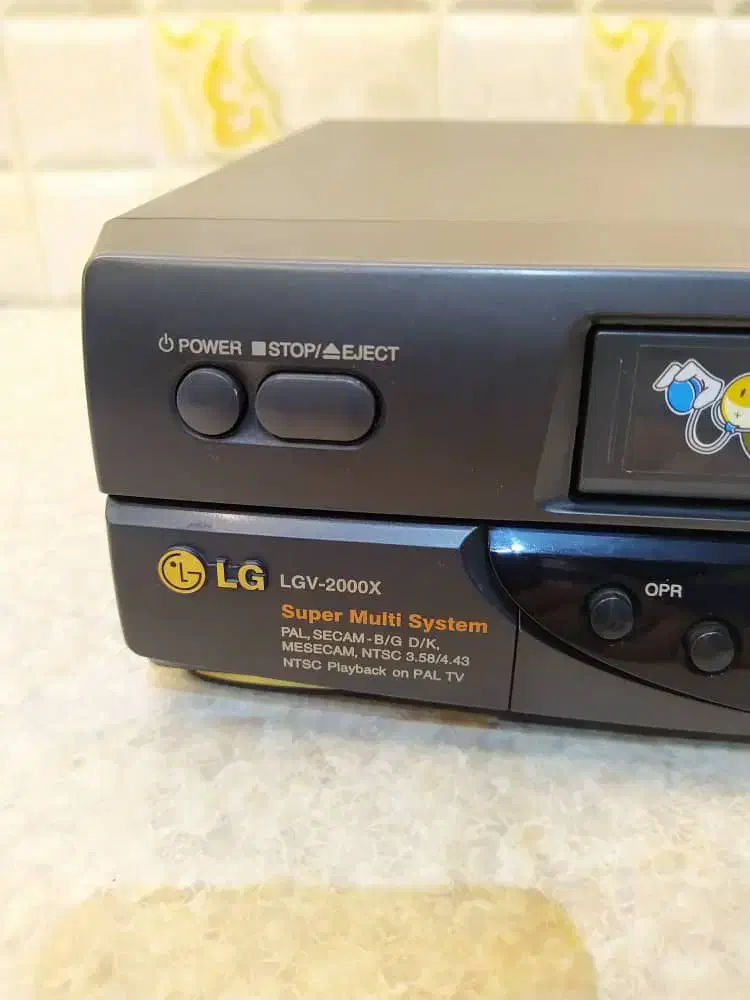 ویدئو ال جی lg lgv2000x|پخش‌کننده DVD و ویدیو|تهران, کاج|دیوار
