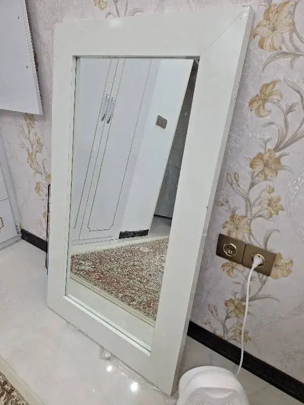 فروش آینه قدی ۵۰ در ۱۰۰|آینه|مشهد, خرمشهر|دیوار