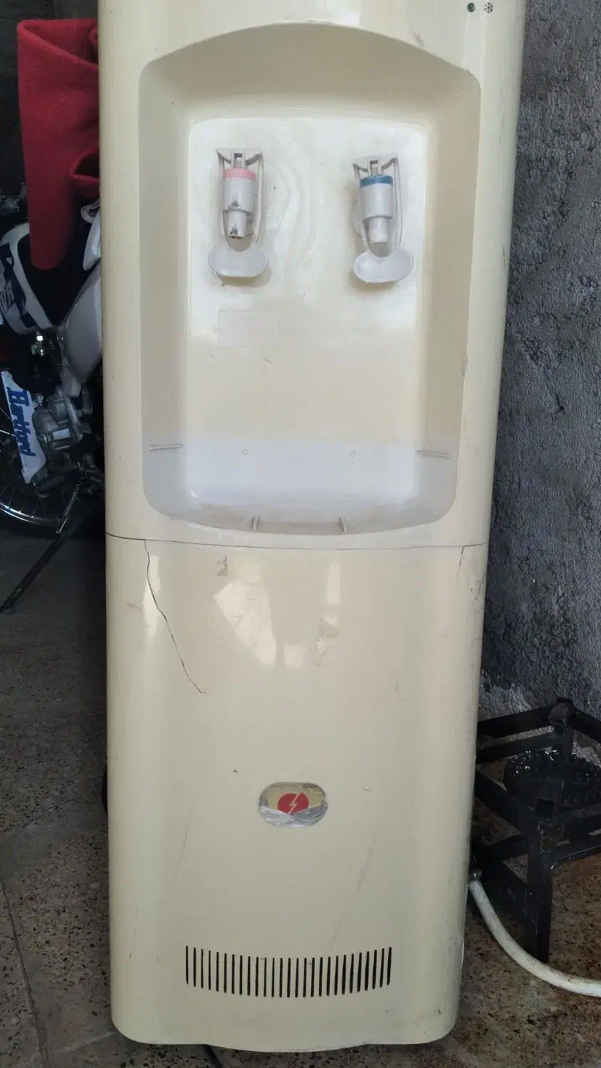 آب سردکن|آب‌سردکن و تصفیه آب|ایوان, |دیوار