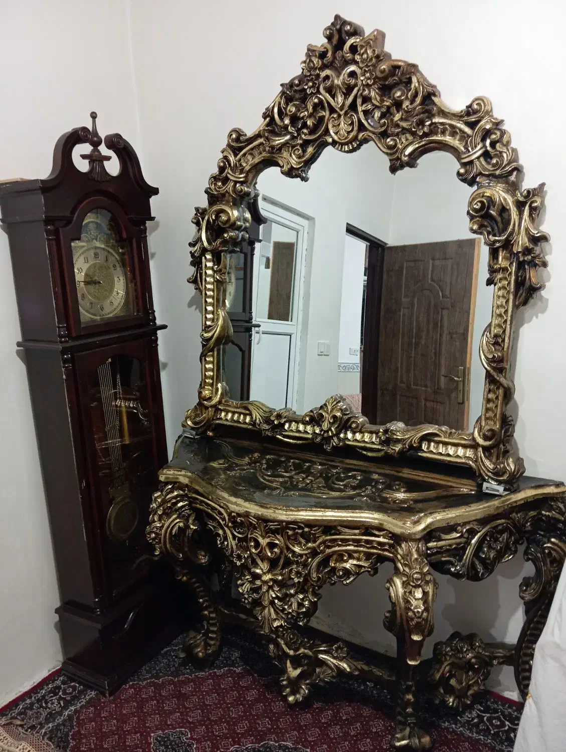 هود و آینه ایستاده ساعت ایستاده|هود|دیواندره, |دیوار