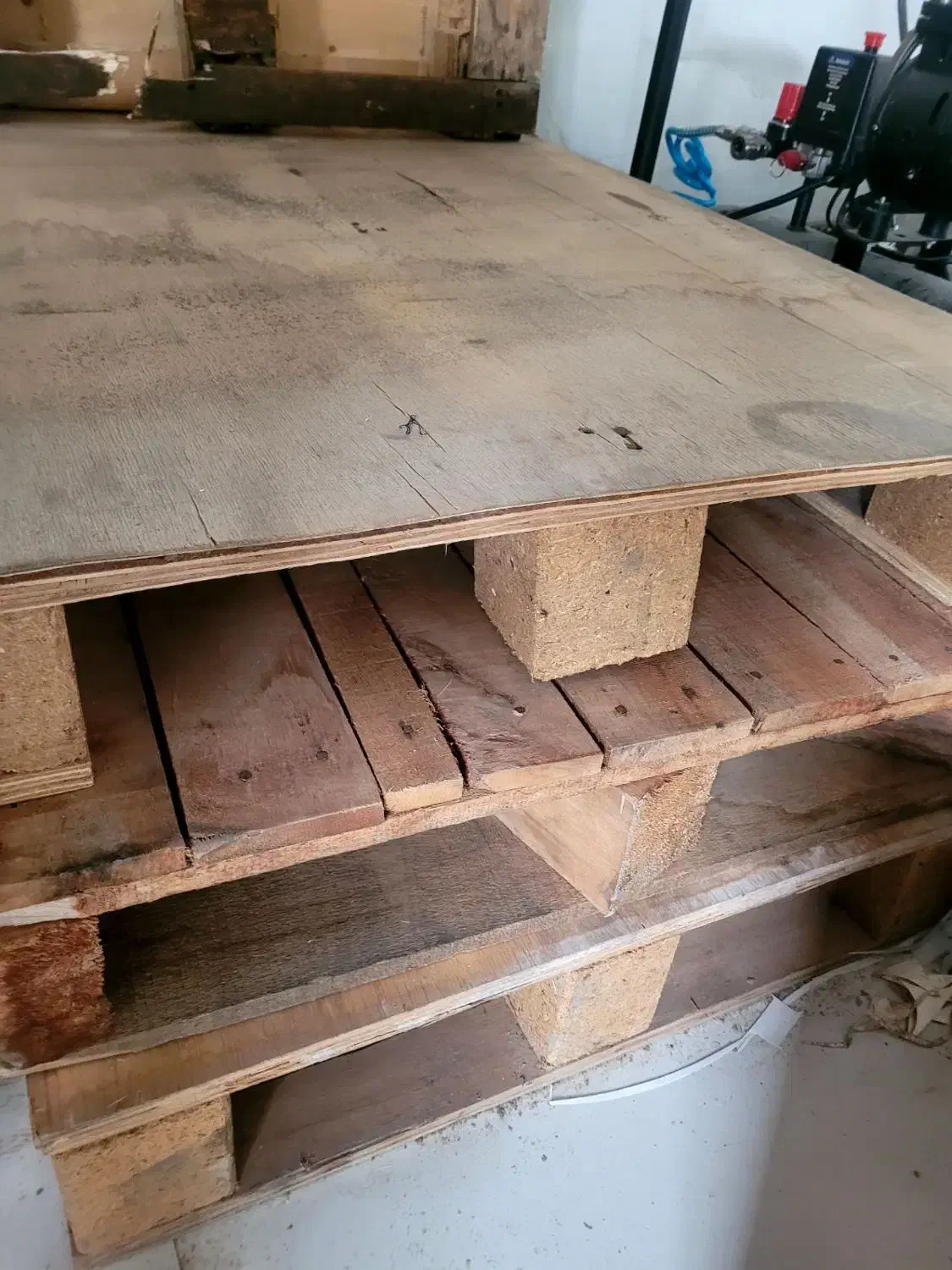 پالت سالم|ابزارآلات|همدان, |دیوار