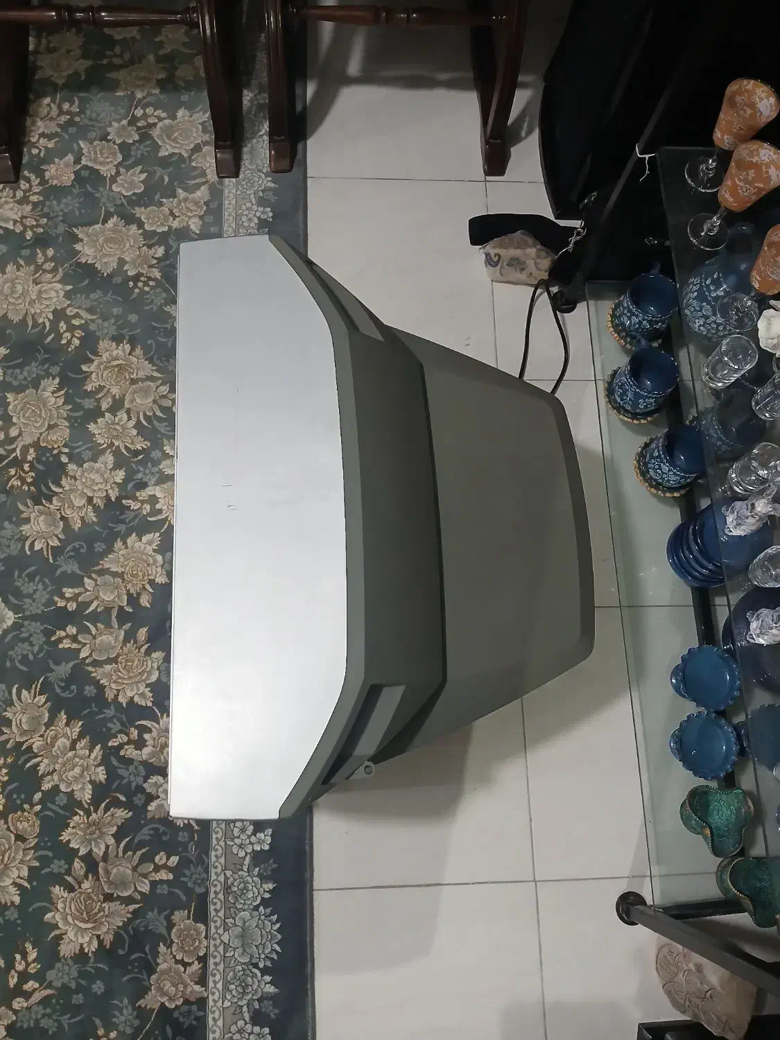 تلویزیون ۲۱ اینچ ال جی|تلویزیون و پروژکتور|باغستان, |دیوار