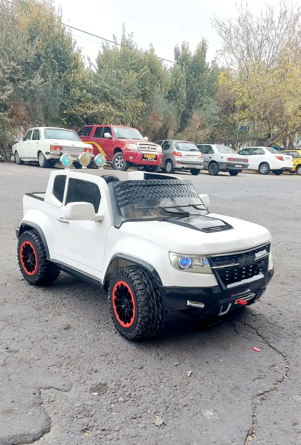 ماشین شارژی پشت وانتی چهار موتوره|اسباببازی بچه|تبریز, |دیوار