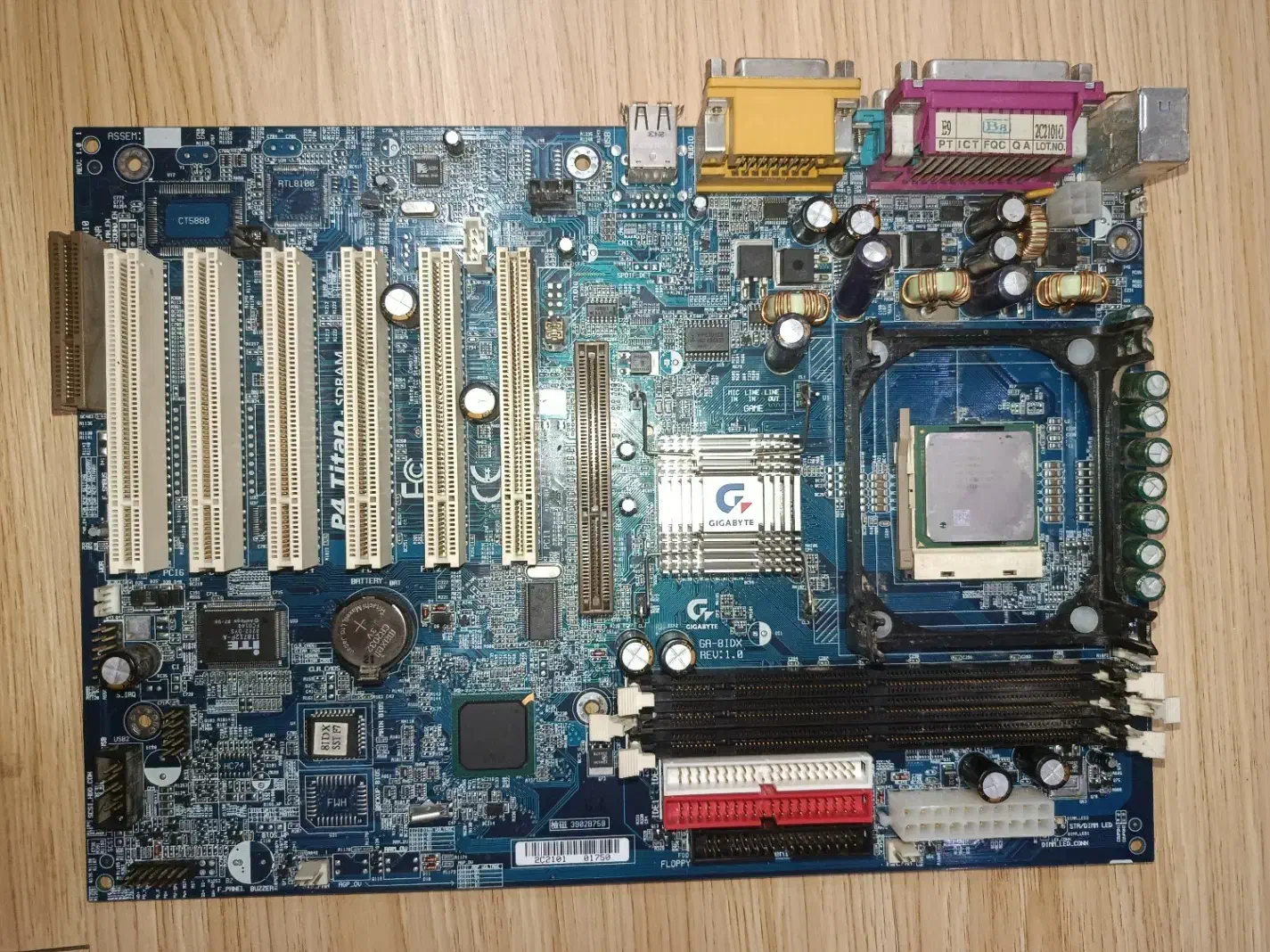 قطعات کامپیوتر سالم پنتیوم 4|قطعات و لوازم جانبی رایانه|تهران, فلاح|دیوار