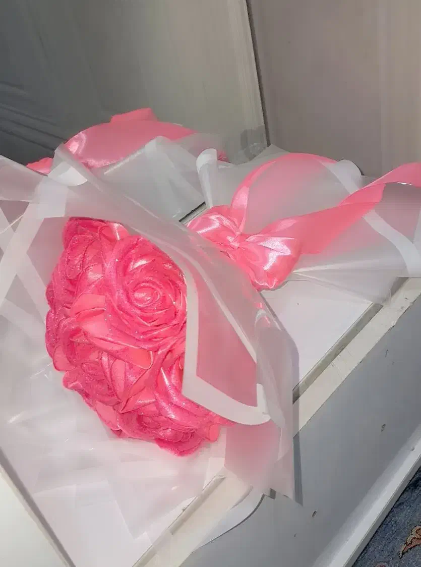 گل روبانی|گل مصنوعی|باوی, |دیوار