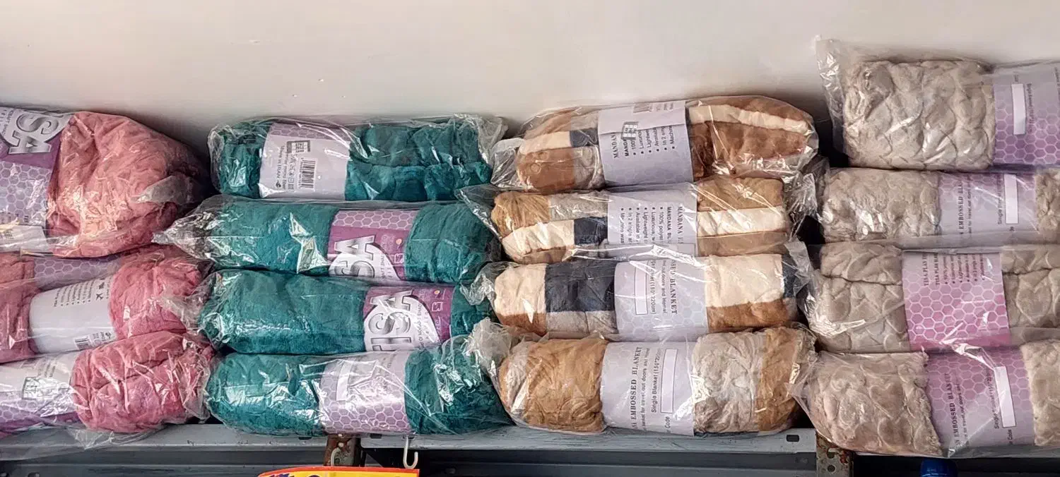 فروش ویژه پتو مسافرتی برجسته|رختخواب، بالش، پتو|پارس‌آباد, |دیوار