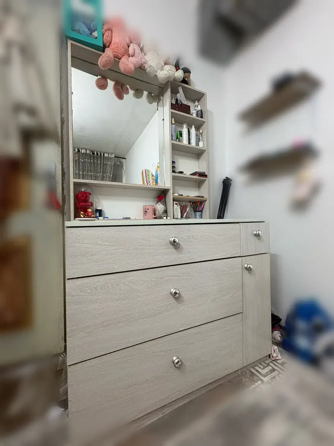 میز آرایش|میز و صندلی غذاخوری|قرچک, شهرک طلائیه|دیوار