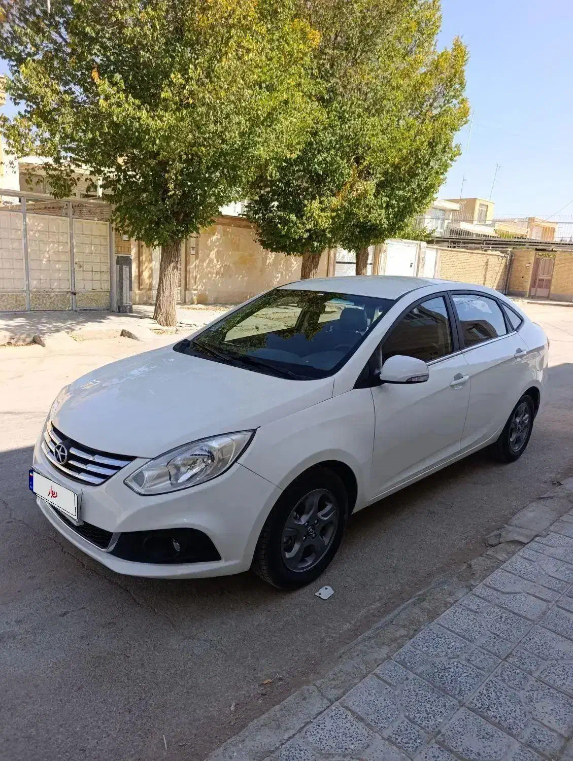 جک j4|خودرو سواری و وانت|بروجن, |دیوار