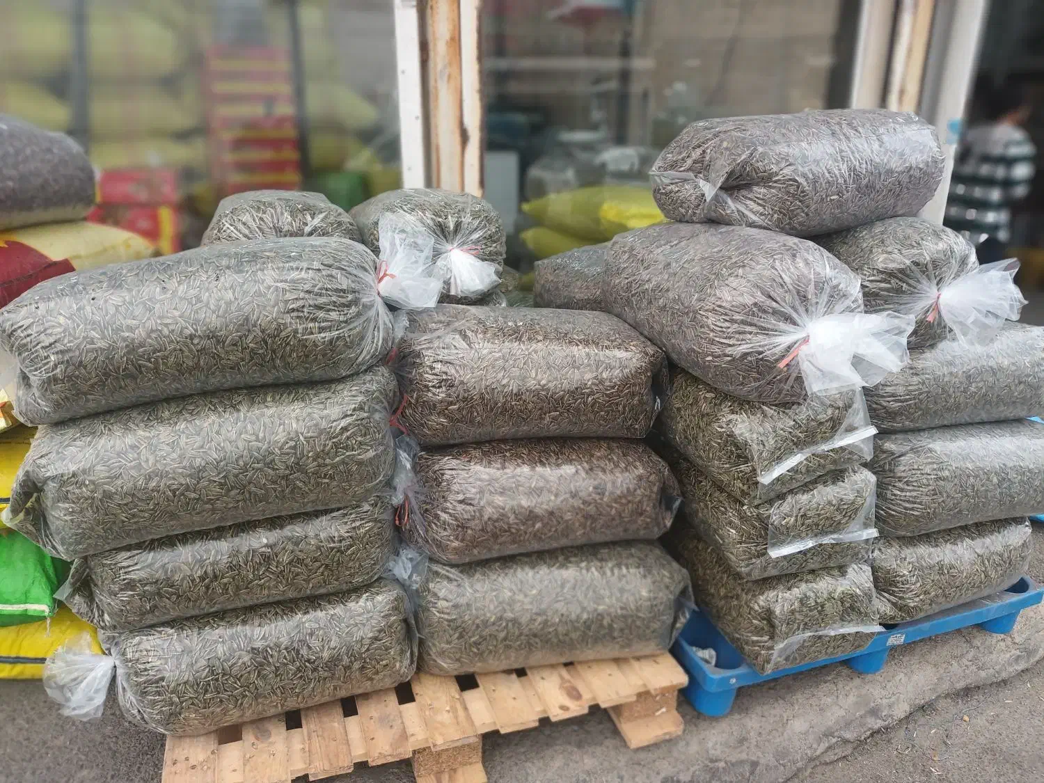 پخش انواع تخمه آفتابگردون  تخمه کدو  ایرانی  خارجی|عمده‌فروشی|کرج, شهر صنعتی|دیوار