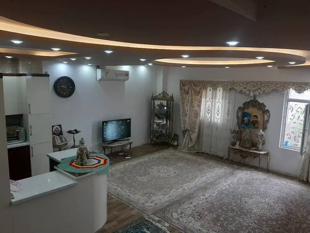 ویلایی قشنگ میخای|فروش خانه و ویلا|آزادشهر, |دیوار