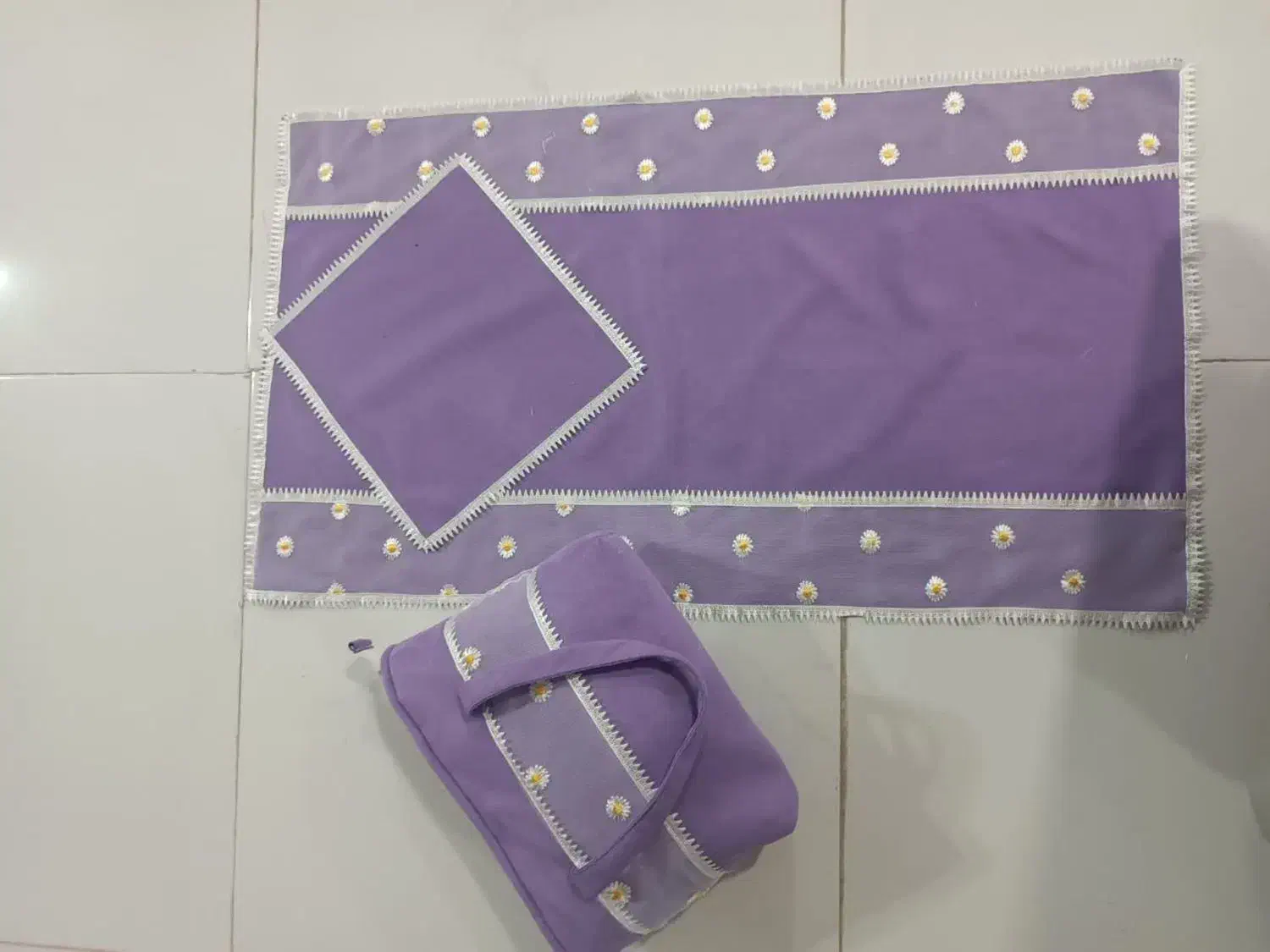 تولیدی چادر چشن تکلیف|لباس|قائن, |دیوار