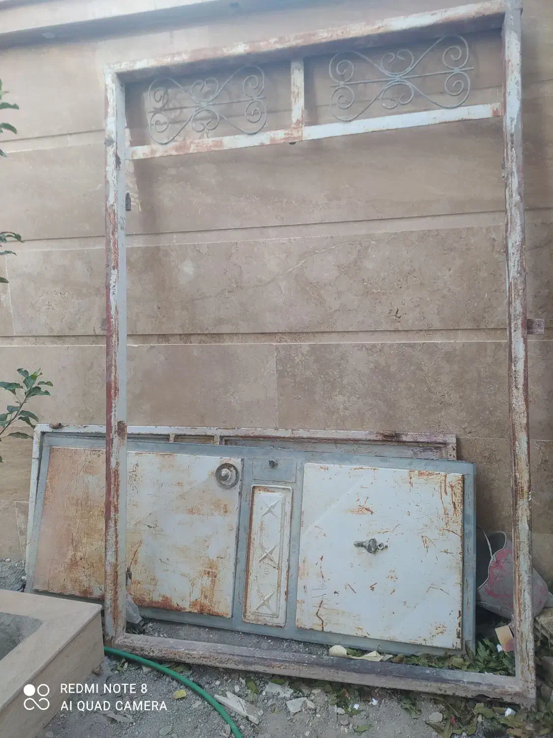 درب حیاط|مصالح و تجهیزات ساختمان|سراب, |دیوار