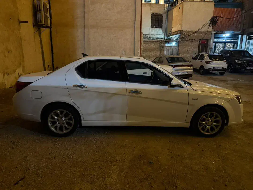 دنا پلاس اتومات|خودرو سواری و وانت|اهواز, ۲۰۰۰واحدی|دیوار