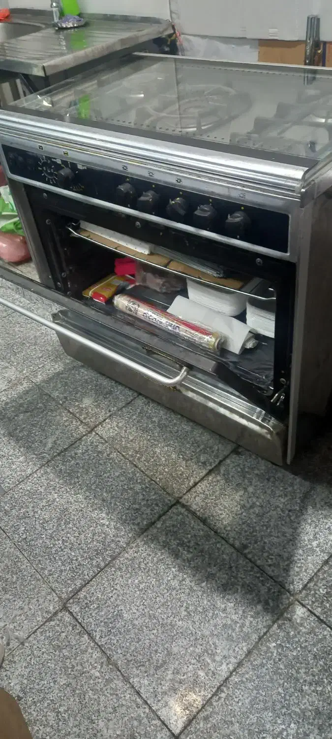 فروش سینجر گاز ..۳ ملیون|اجاق گاز و لوازم برقی پختوپز|نهاوند, |دیوار