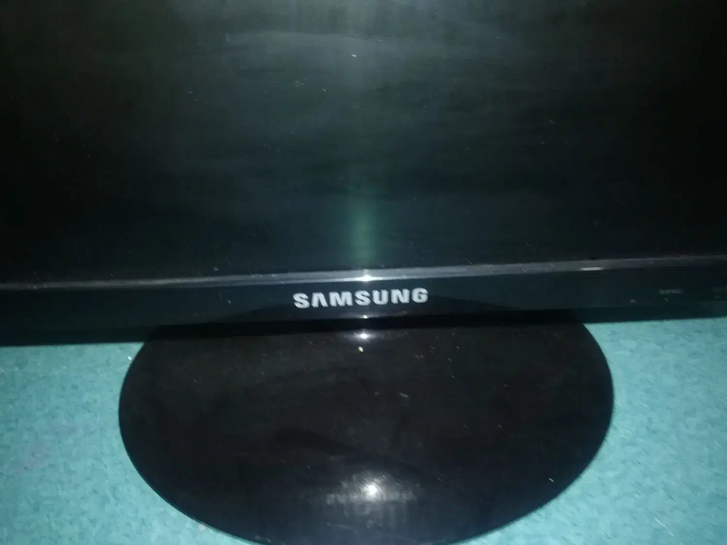 مانیتور 19 اینچ سامسونگ|قطعات و لوازم جانبی رایانه|قم, دروازه ری|دیوار