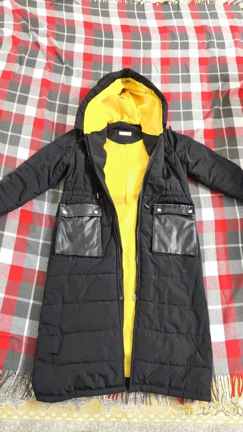 کاپشن|لباس|تهران, دهقان|دیوار