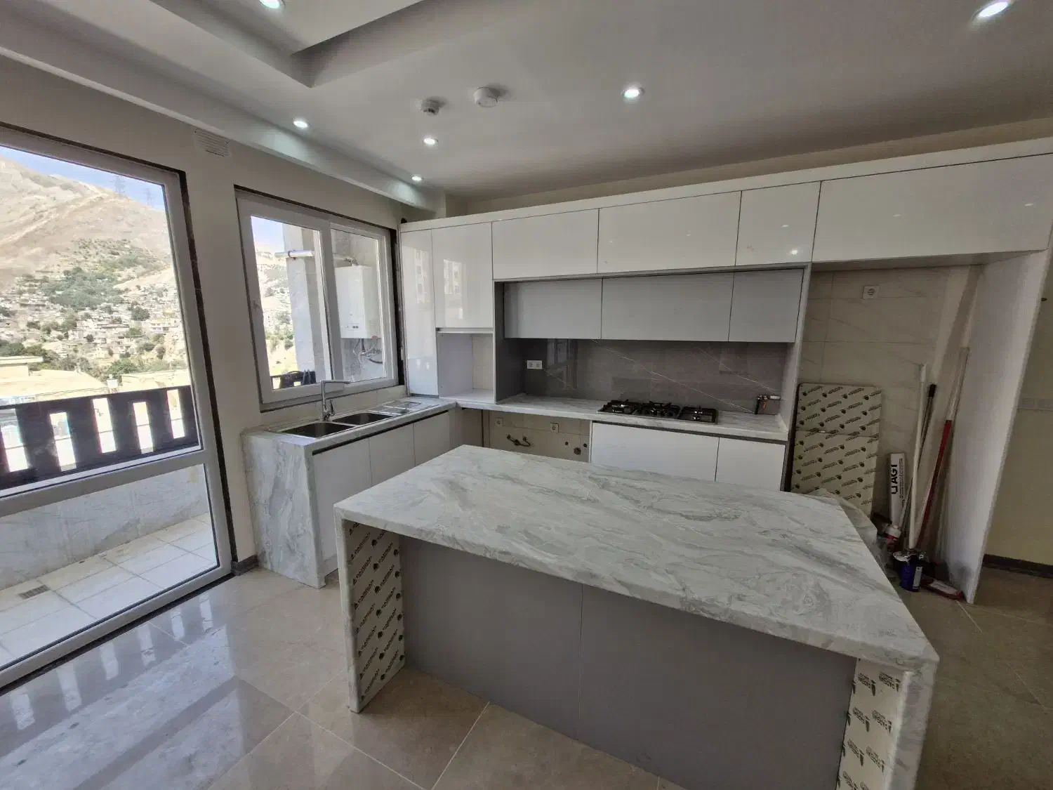 اپارتمان ۱۲۰متری نوساز کلید نخورده/۲خواب/پونک/ نفت|فروش آپارتمان|تهران, شهرک نفت|دیوار