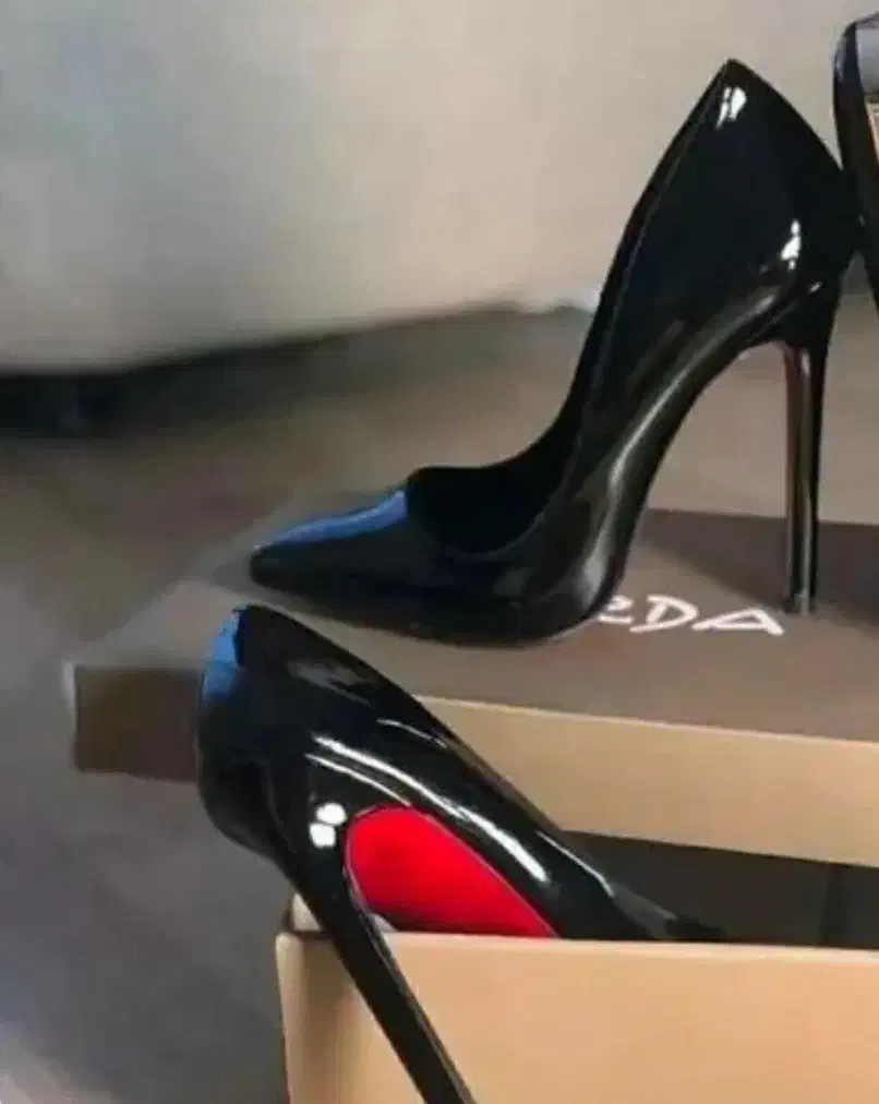 کفش (مزاحمت اطلاع به دیوار و مسدودی حساب کاربری)|کیف، کفش، کمربند|زنجان, |دیوار