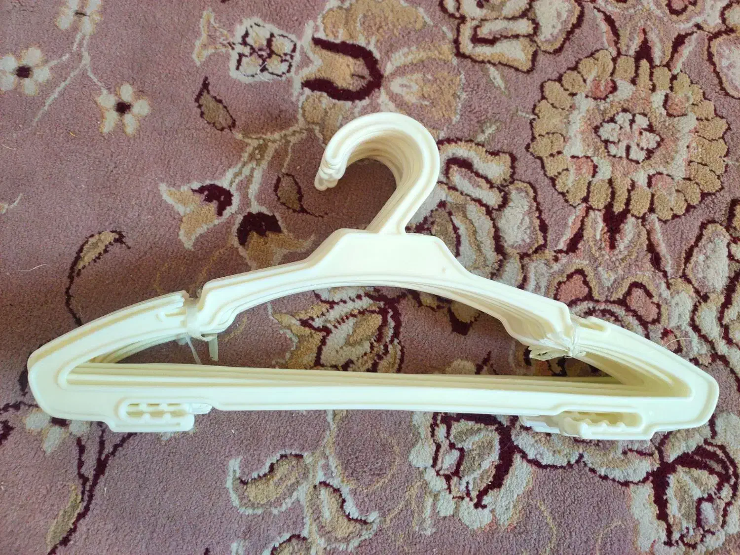 چوب لباسی|بندرخت و رخت‌آویز|تبریز, |دیوار