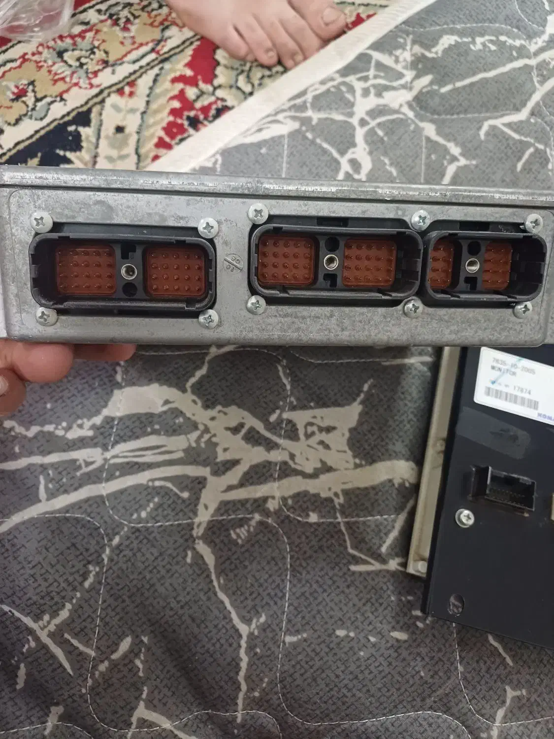 مانیتور ..ای سی یو بیل کوماتسو خط ۷.در حد نو|قطعات یدکی و لوازم جانبی|بهاباد, |دیوار