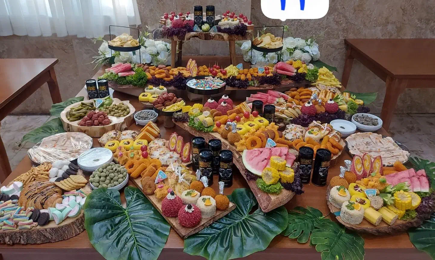 سالن ویلا تولد نامزدی عقد تعیین جنسیت|اجارهٔ کوتاهمدت ویلا و باغ|هشتگرد, گلسار|دیوار