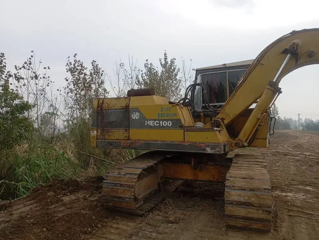 بیل HEC100|خودرو سنگین|بابل, |دیوار