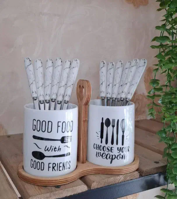 جاقاشقی دوقلو سرامیکی با پایه چوبی|آب‌چکان و نظم‌دهنده ظروف|سیرجان, |دیوار