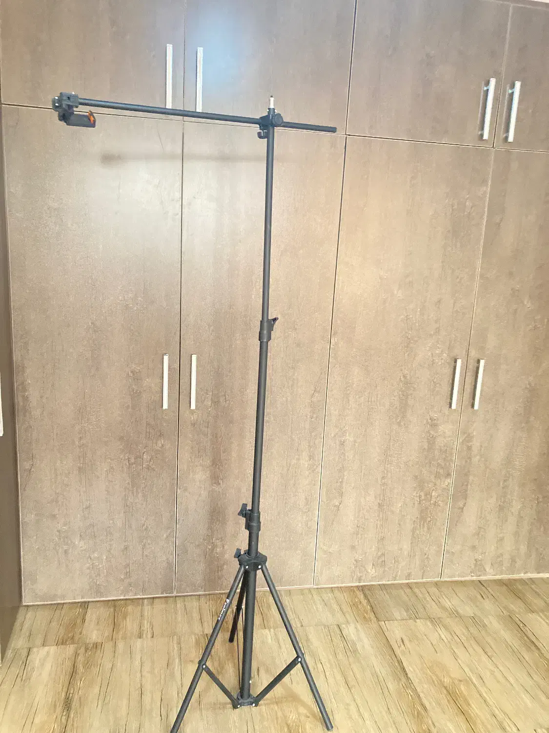 سه پایه موبایل T|لوازم جانبی موبایل و تبلت|لاهیجان, کوی خزر|دیوار