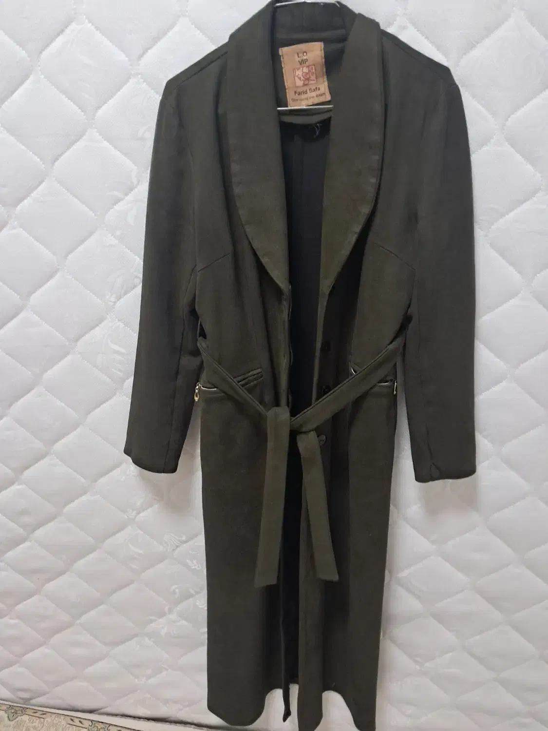 پالتو|لباس|اصفهان, شاهد|دیوار