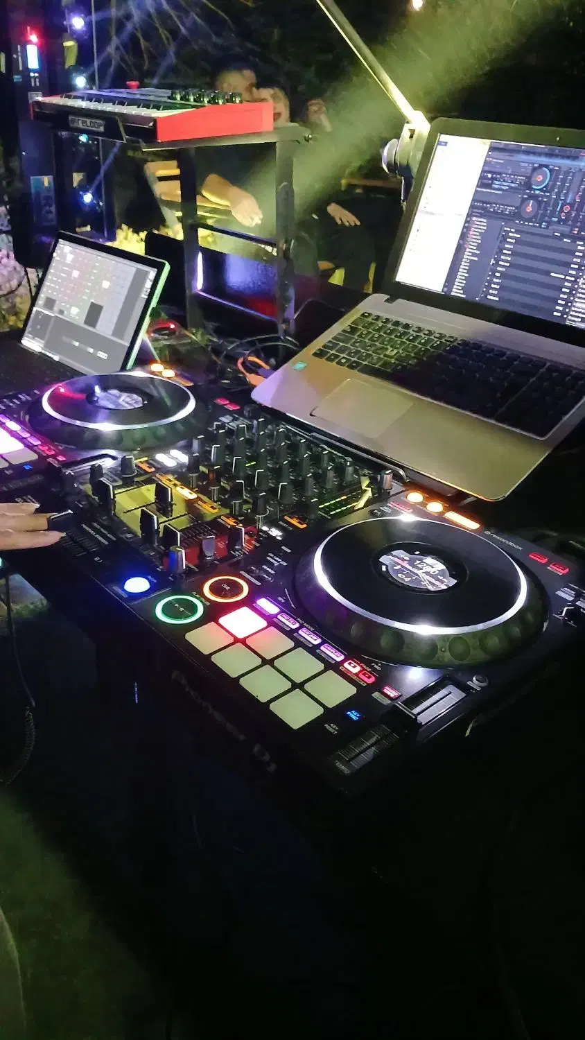 دیجی خواننده دفنواز.نورپردازی.اجاره باند.فلش بکDj.|خدمات پذیرایی، مراسم|قرچک, مهدیه|دیوار