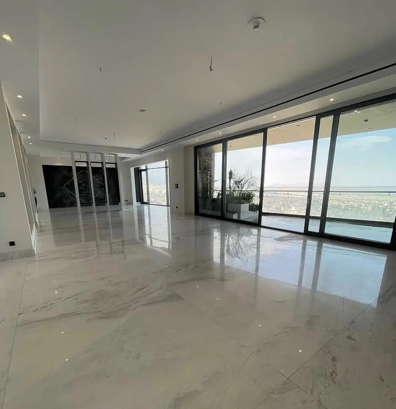 ۲۳۰متر/۳‌خواب‌مستر/تاپ‌لوکیشن‌نیاوران/کلیدنخورده