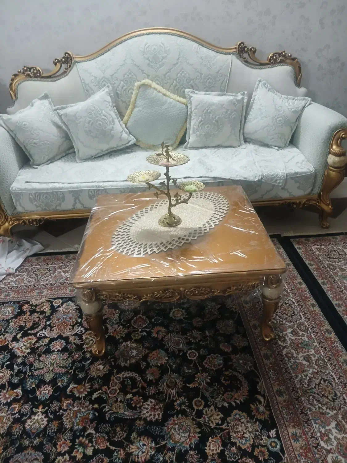 مبل سلطنتی ۹نفره|مبلمان خانگی و میز عسلی|بروجرد, |دیوار