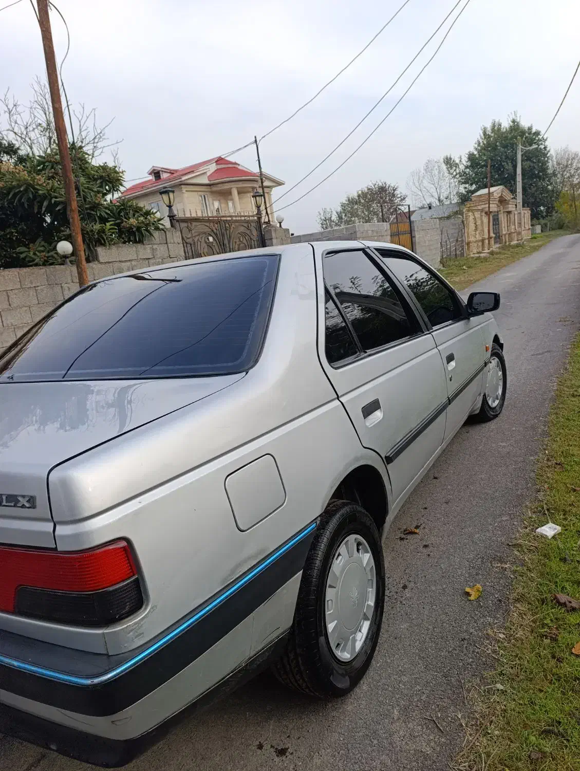 پژو405دوگانه کارخانه توکرم|خودرو سواری و وانت|رشت, منظریه|دیوار