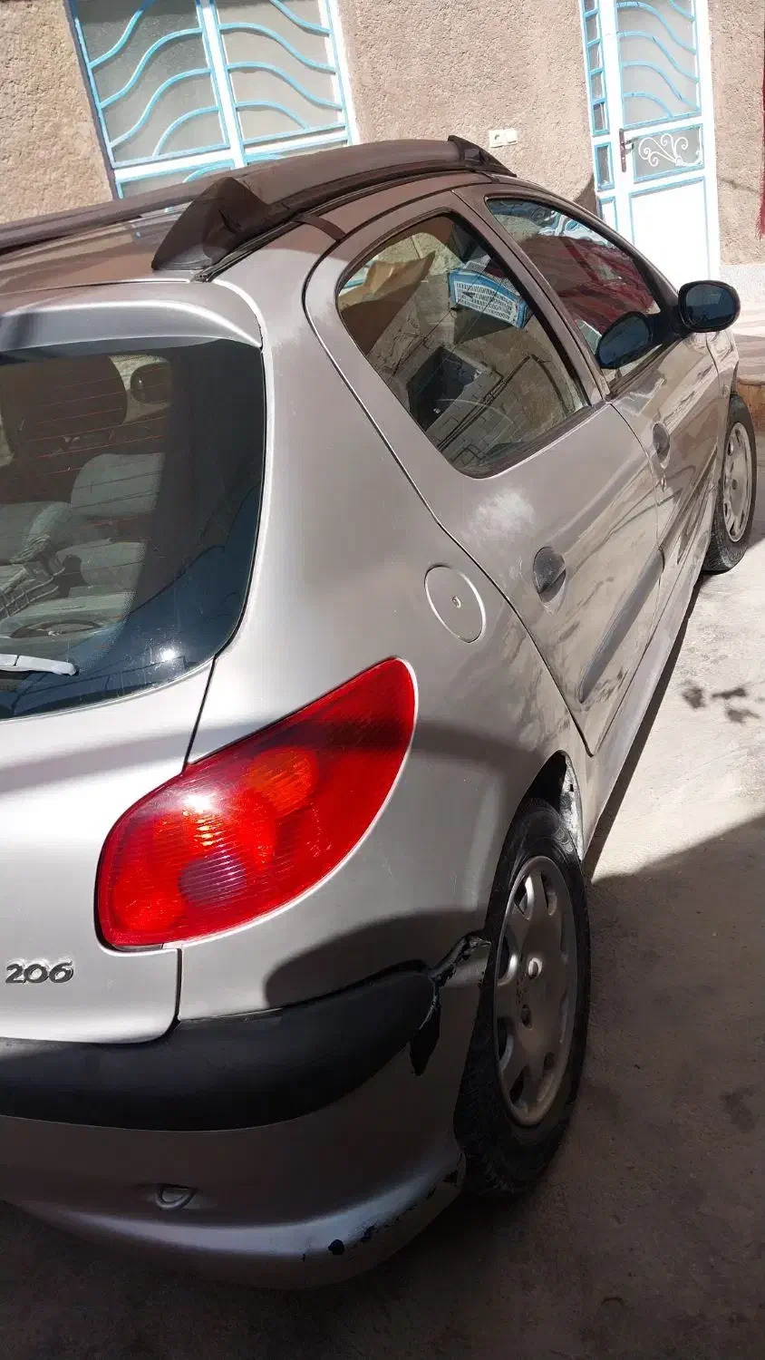 پژو۲۰۶مدل۸۵نقره ای فابریک بدون رنگ|خودرو سواری و وانت|مرودشت, مجد آباد|دیوار
