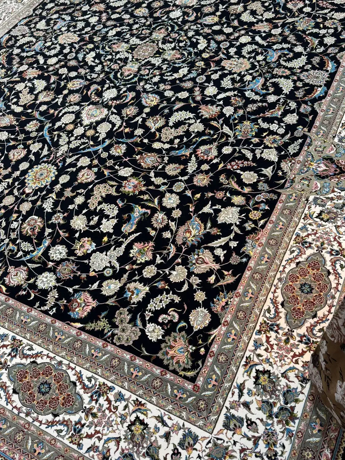 فرش ۱۲۰۰ شانه|فرش|دهدشت, |دیوار