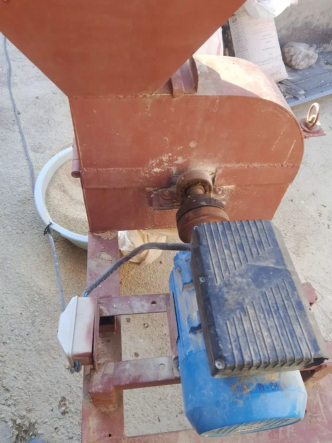 دستگاه خرد کن غلات|خردکن، آسیاب، غذاساز|حمیل, |دیوار