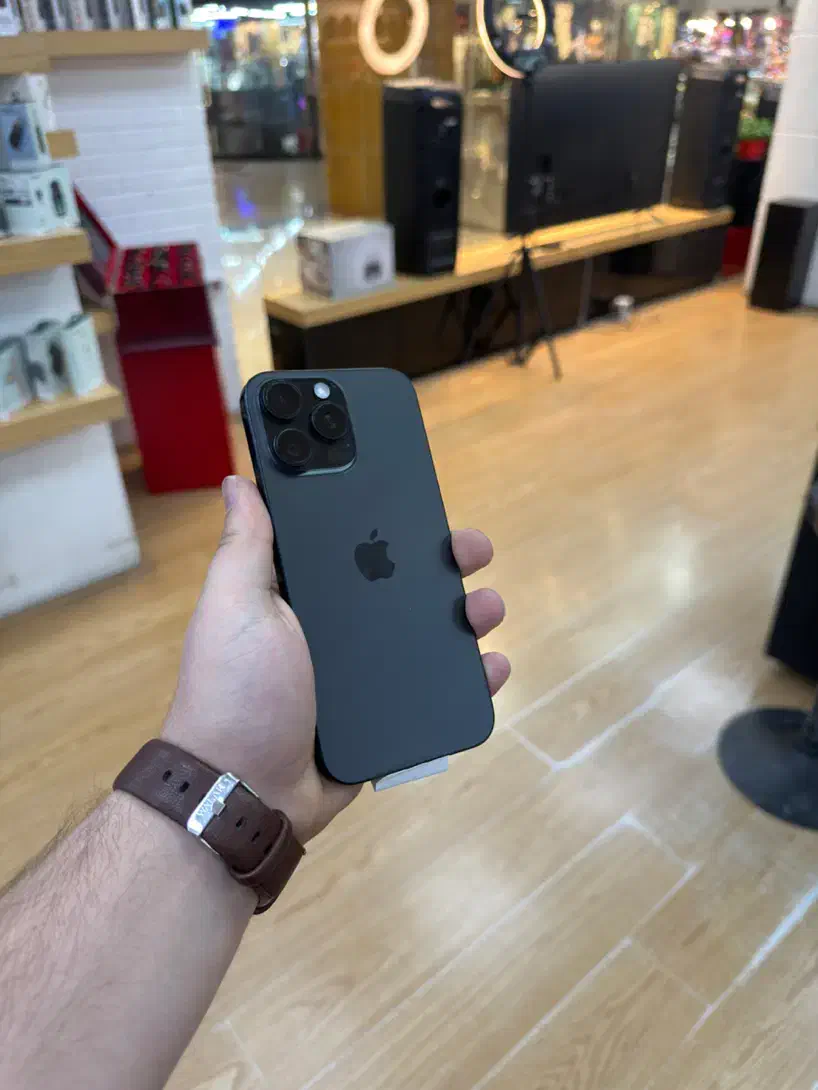 iPhone 17 از دم قسط با بازنشستگان با سود ۲ درصد|موبایل|تهران, پونک|دیوار