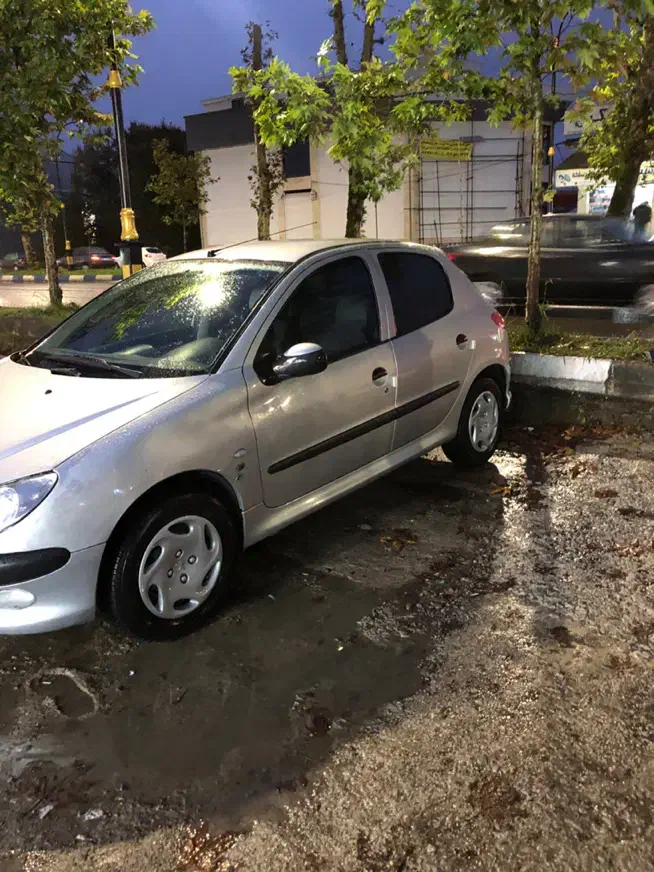 ۲۰۶ مدل ۸۷ تیپ ۲ بدون افتاب سوختگی|خودرو سواری و وانت|رشت, یخسازی|دیوار