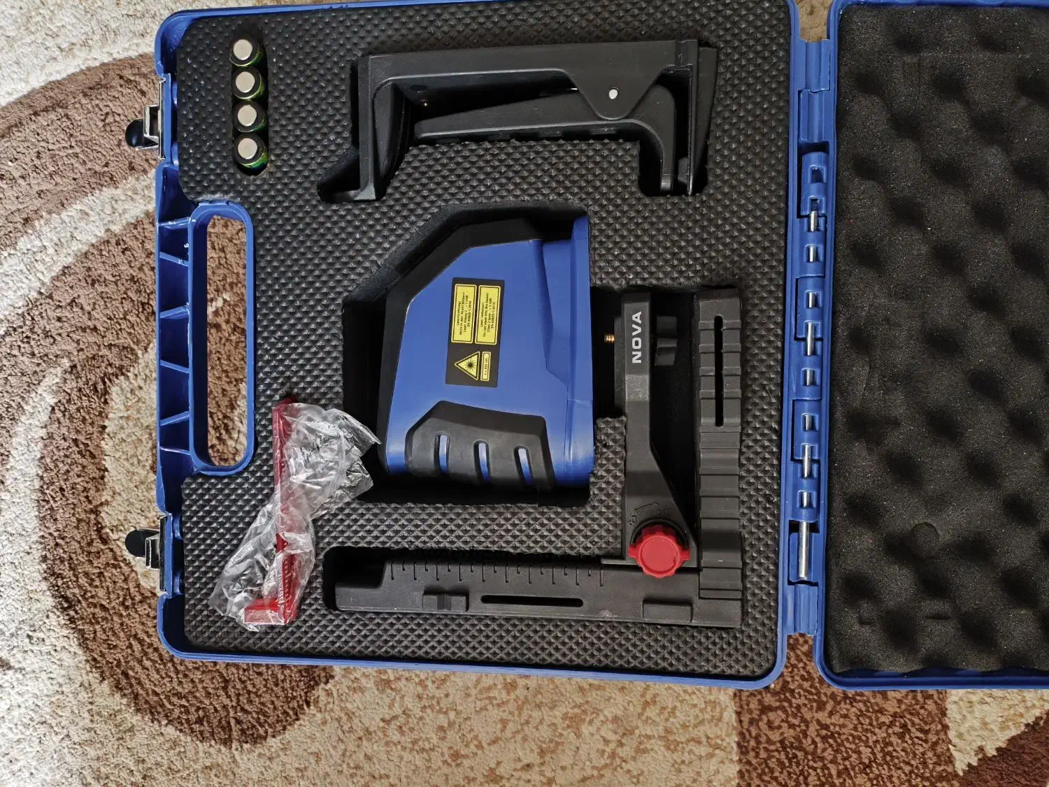 ترایز لیزری نووا آکبند|ابزارآلات|فولادشهر, B2|دیوار