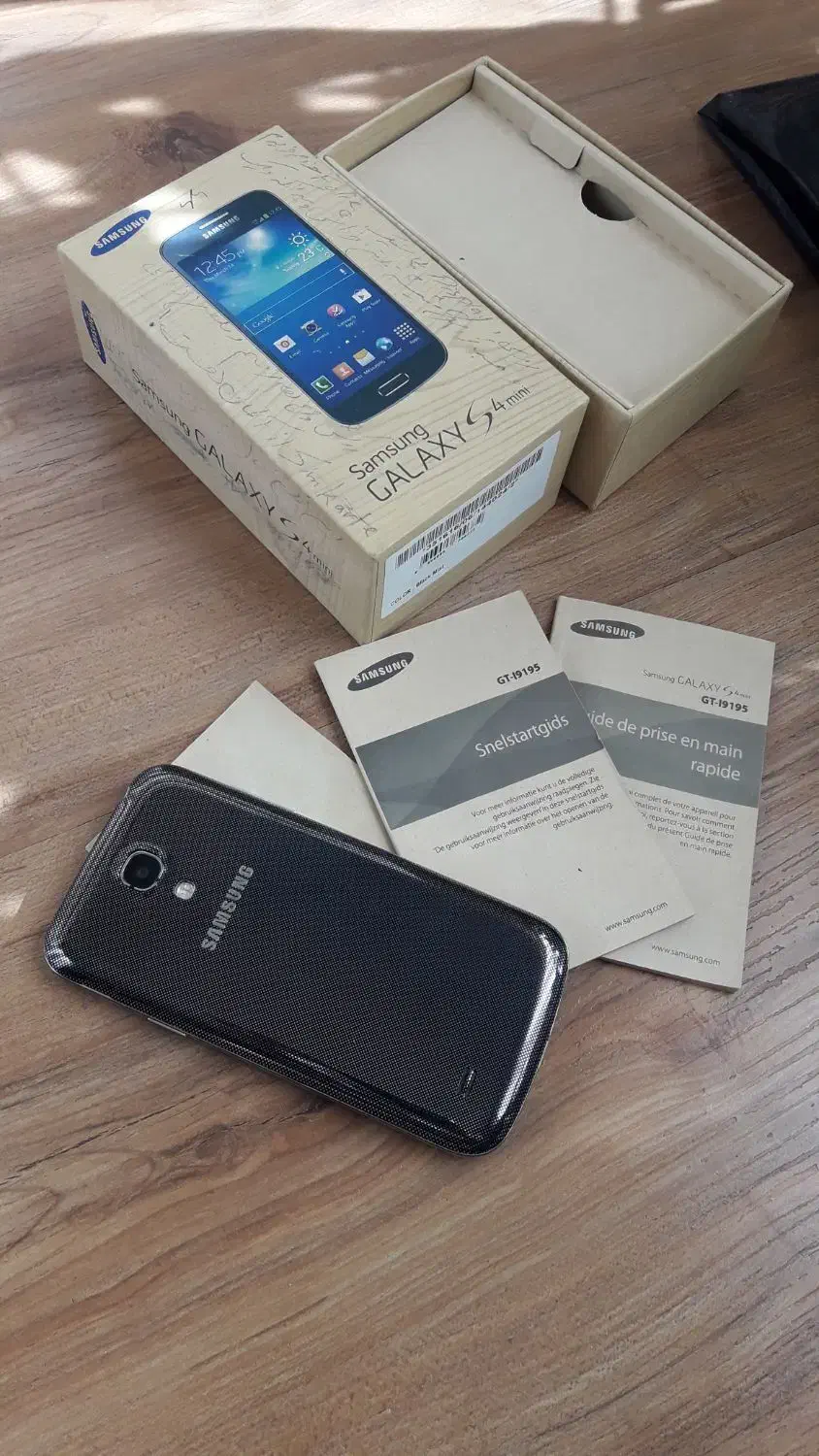 گوشی سامسونگs4mini|موبایل|مشهد, سجاد شهر|دیوار