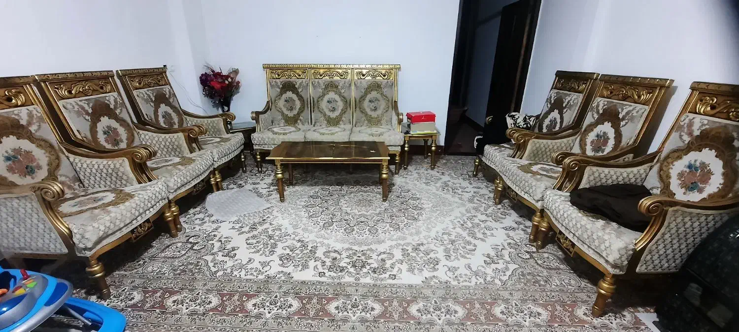 مبل ۹ نفره همراه با جلو مبلی سالم بدون عیب|مبلمان خانگی و میز عسلی|میاندوآب, |دیوار