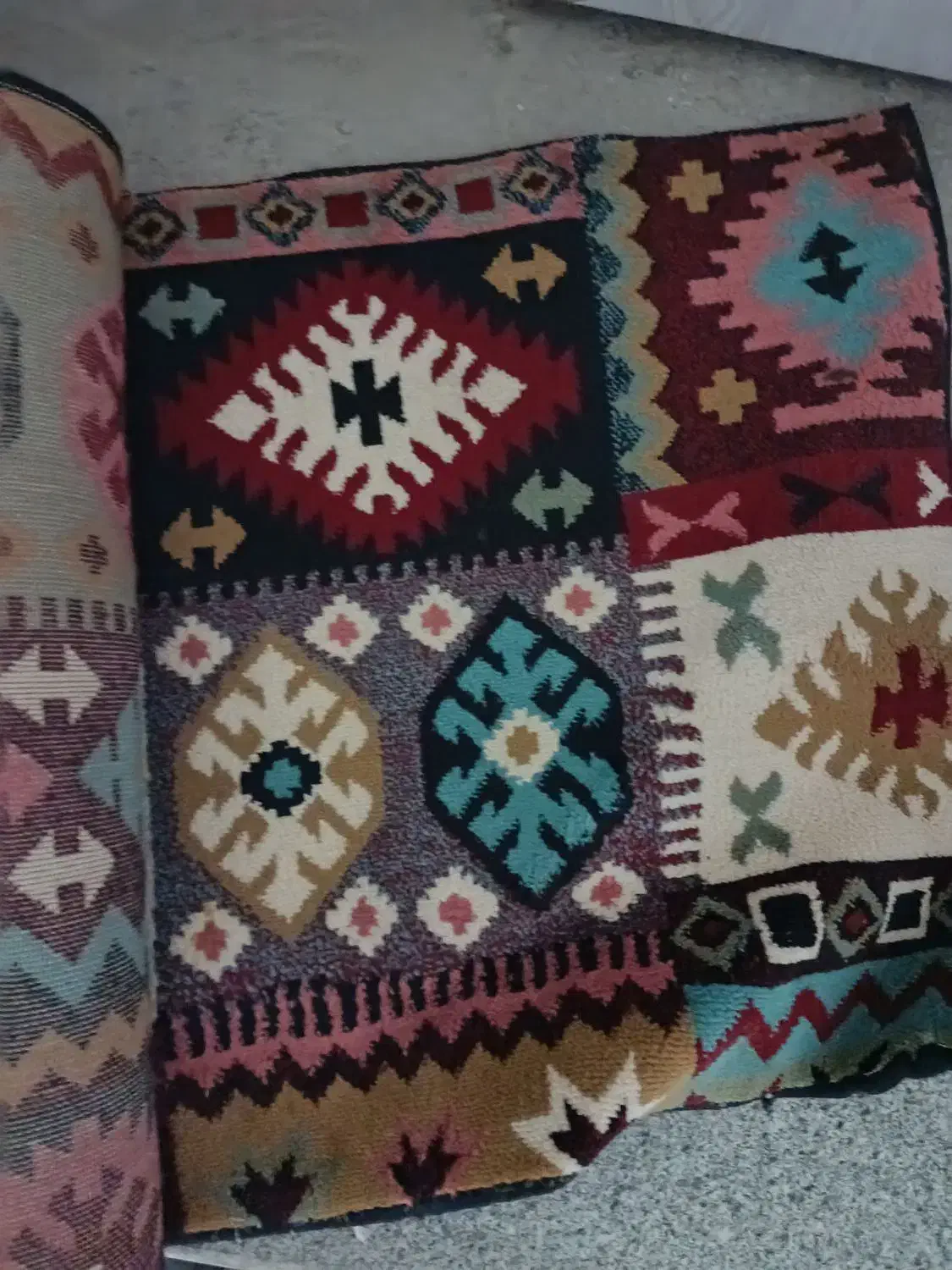 فرش کناره|فرش|رشت, دیانتی|دیوار