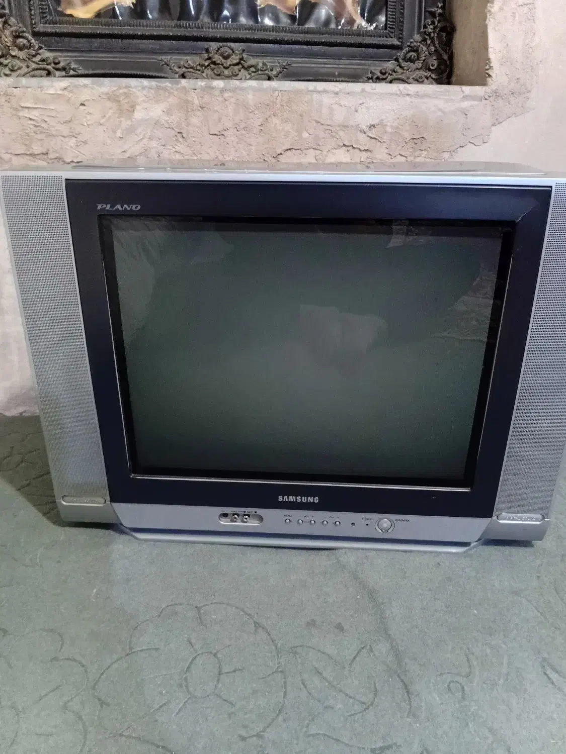 تلویزیون سالم|تلویزیون و پروژکتور|سلماس, |دیوار