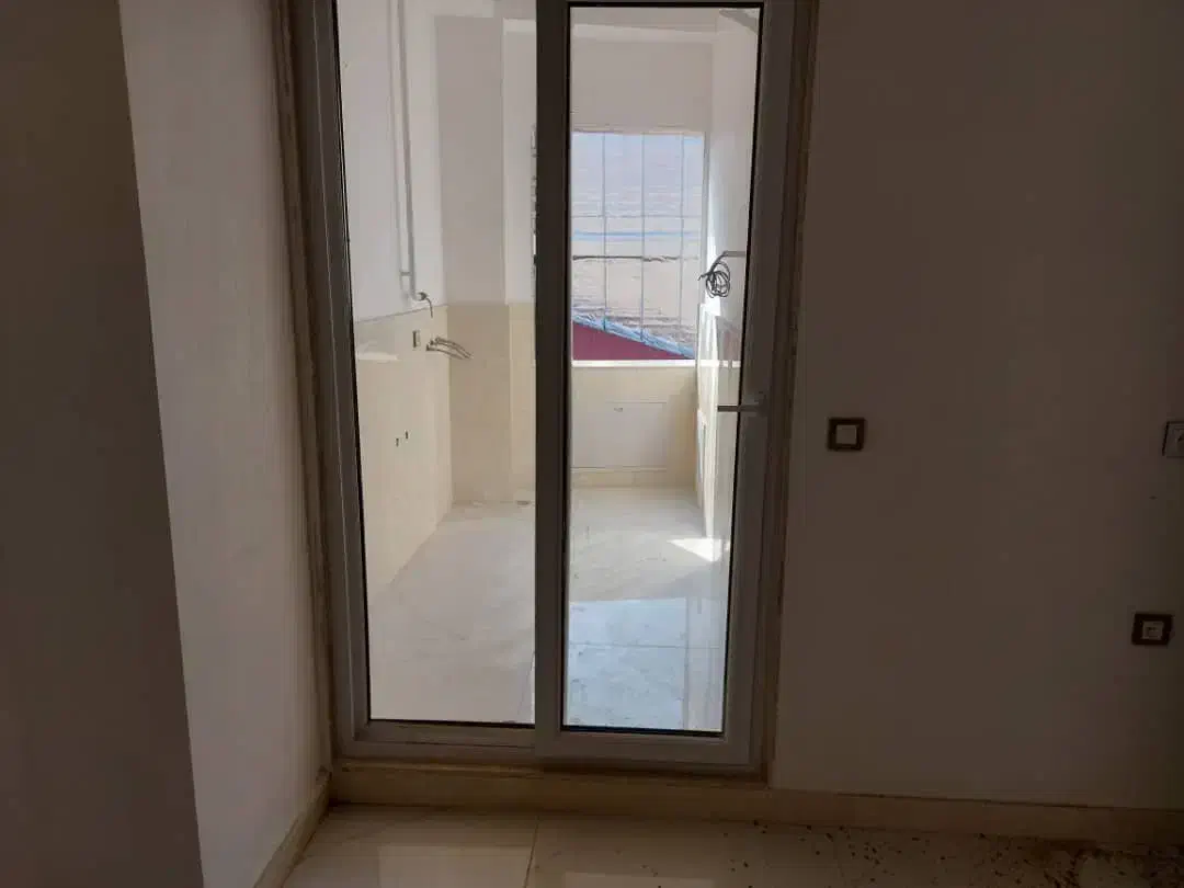 فروش یک واحد آپارتمان نوساز|فروش آپارتمان|رضوانشهر, |دیوار