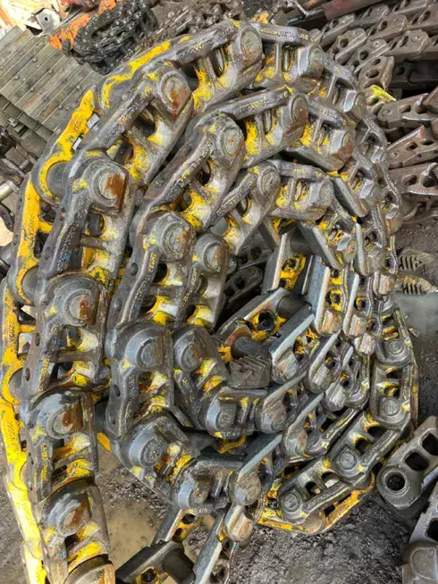 زنجیر بلدوزر 155|قطعات یدکی و لوازم جانبی|تهران, امام زاده عبدالله|دیوار