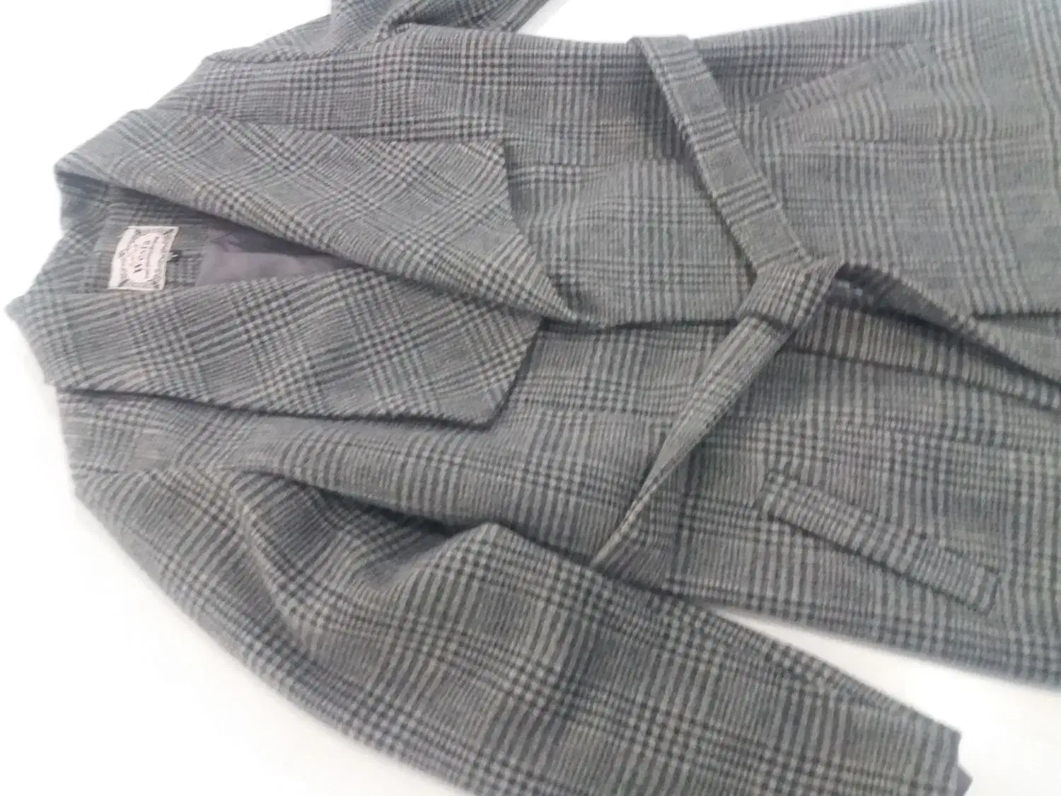 پالتوشیک وتنخور خوب|لباس|ابهر, |دیوار