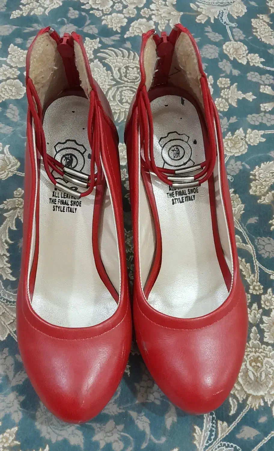 کفش|کیف، کفش، کمربند|قم, ولیعصر|دیوار