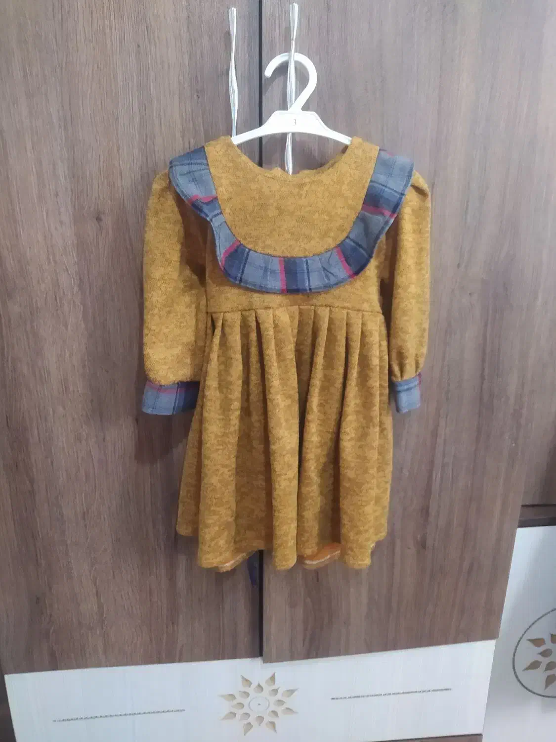 لباس بچگانه|کفش و لباس بچه|خرمدره, |دیوار