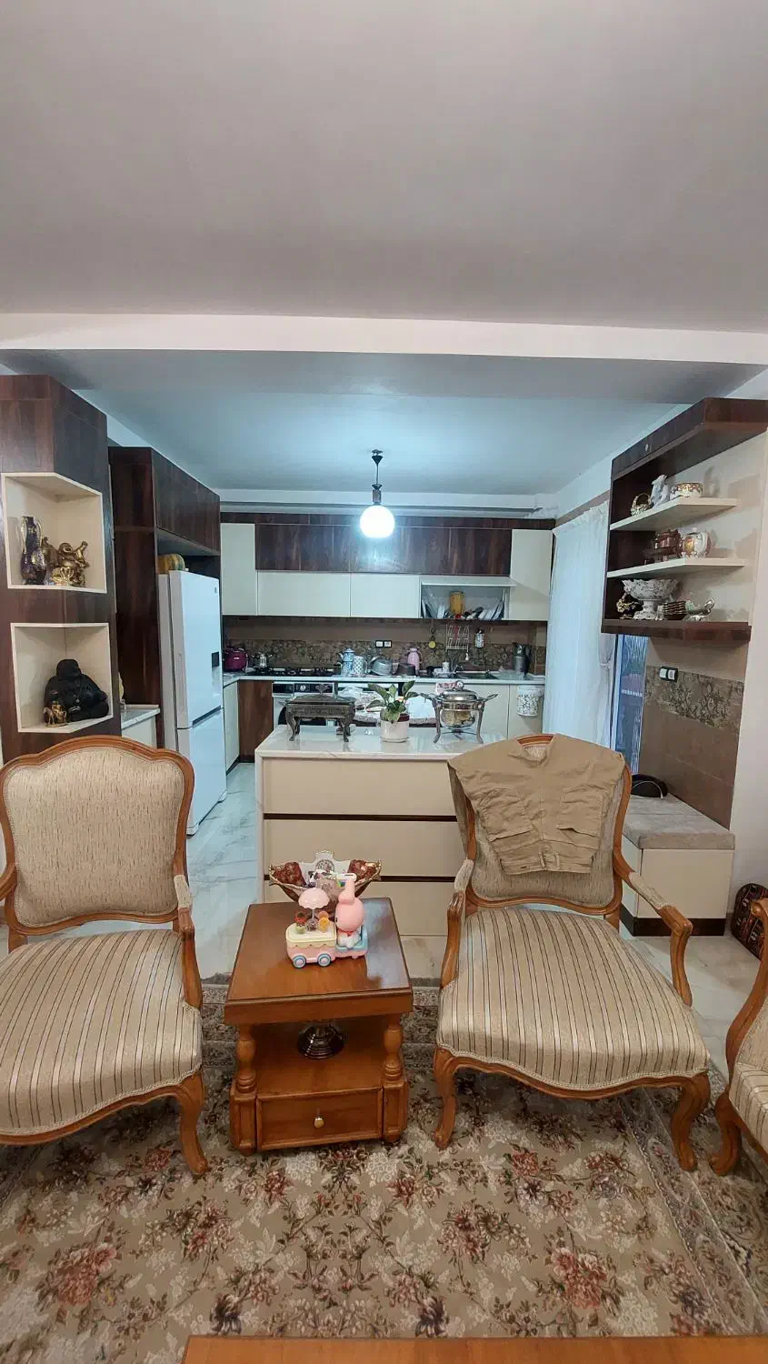 آپارتمان ۱۲۰متری تک واحدی|فروش آپارتمان|کلاچای, |دیوار